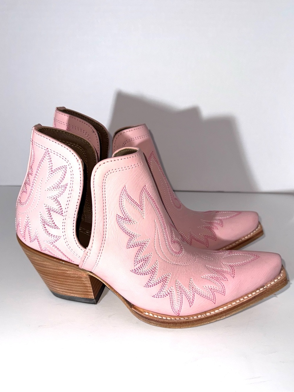Ariat Dixon Pink Western Boots - Picture 3 of 6
